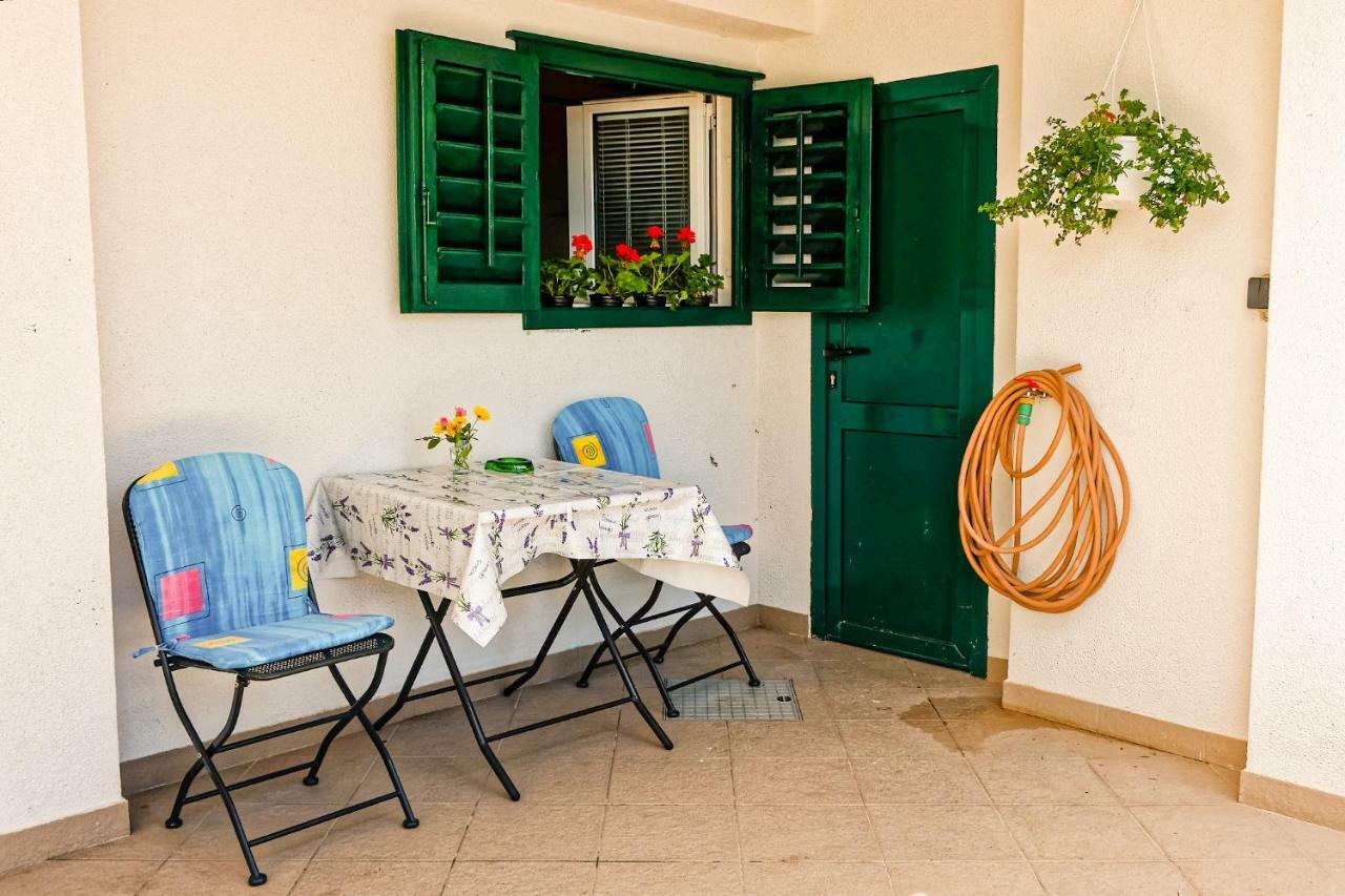 Studio Apartman Papic Apartment